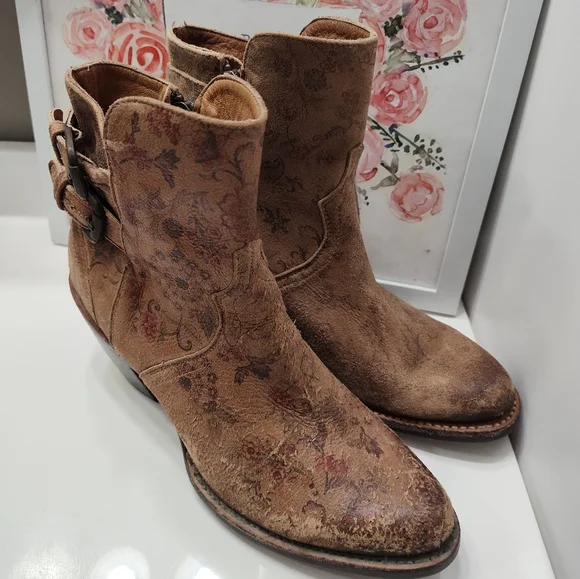 🥰EUC Lucchese Catalina Floral Genuine Leather Distressed Zip Ankle Boots, 7.5 - Picture 9 of 16